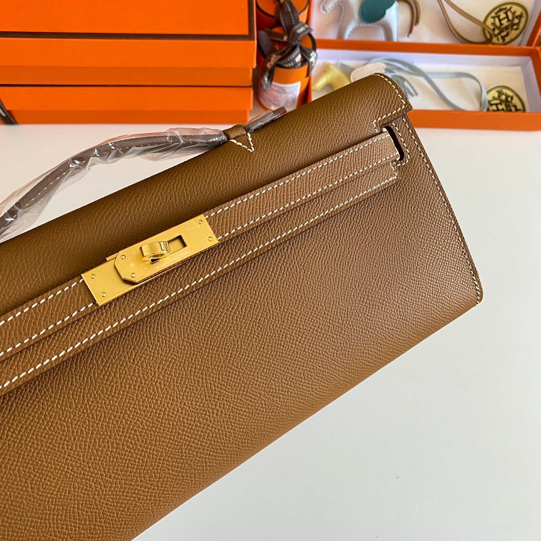 Hermes Kelly Cut 31 in Bronze Brown Calfskin with Gold Hardware Bag