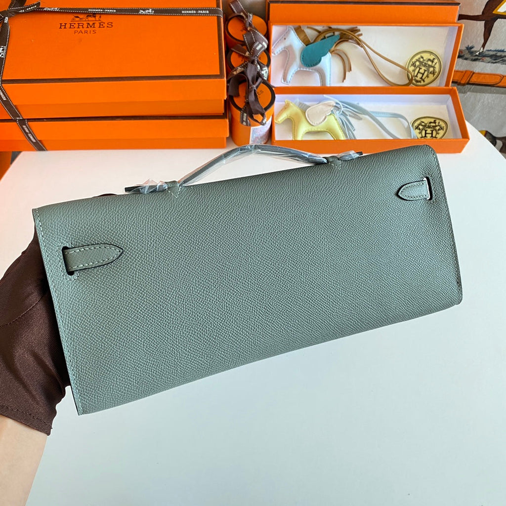 Hermes Kelly Cut 31 in Seafoam Green Calfskin with Silver Hardware Bag