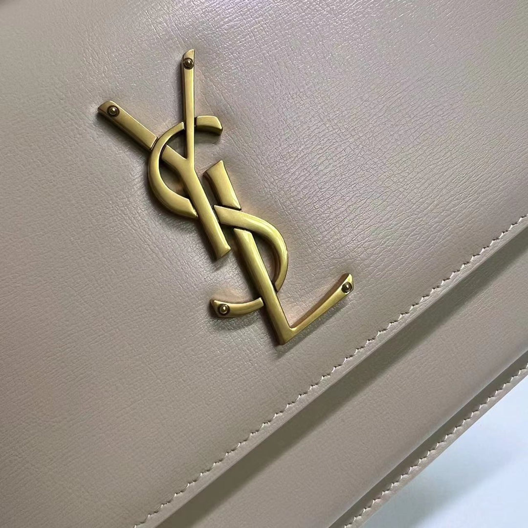 Saint Laurent Sunset Medium 22 in Beige Calfskin Gold Hardware Bag