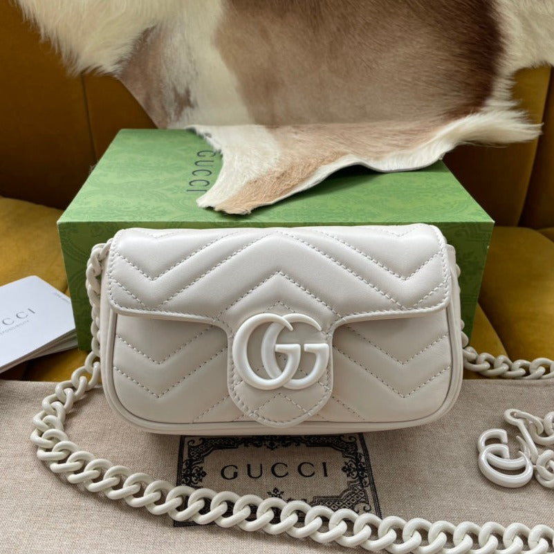Gucci Marmont Mini Handbag 16 in White Calfskin