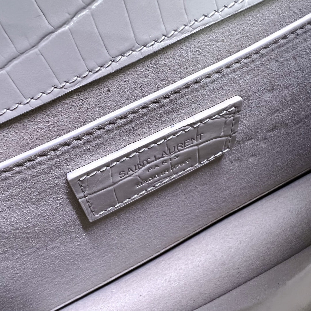 Saint Laurent Sunset Medium 22 in White Crocodile Pattern Calfskin Silver Hardware Bag