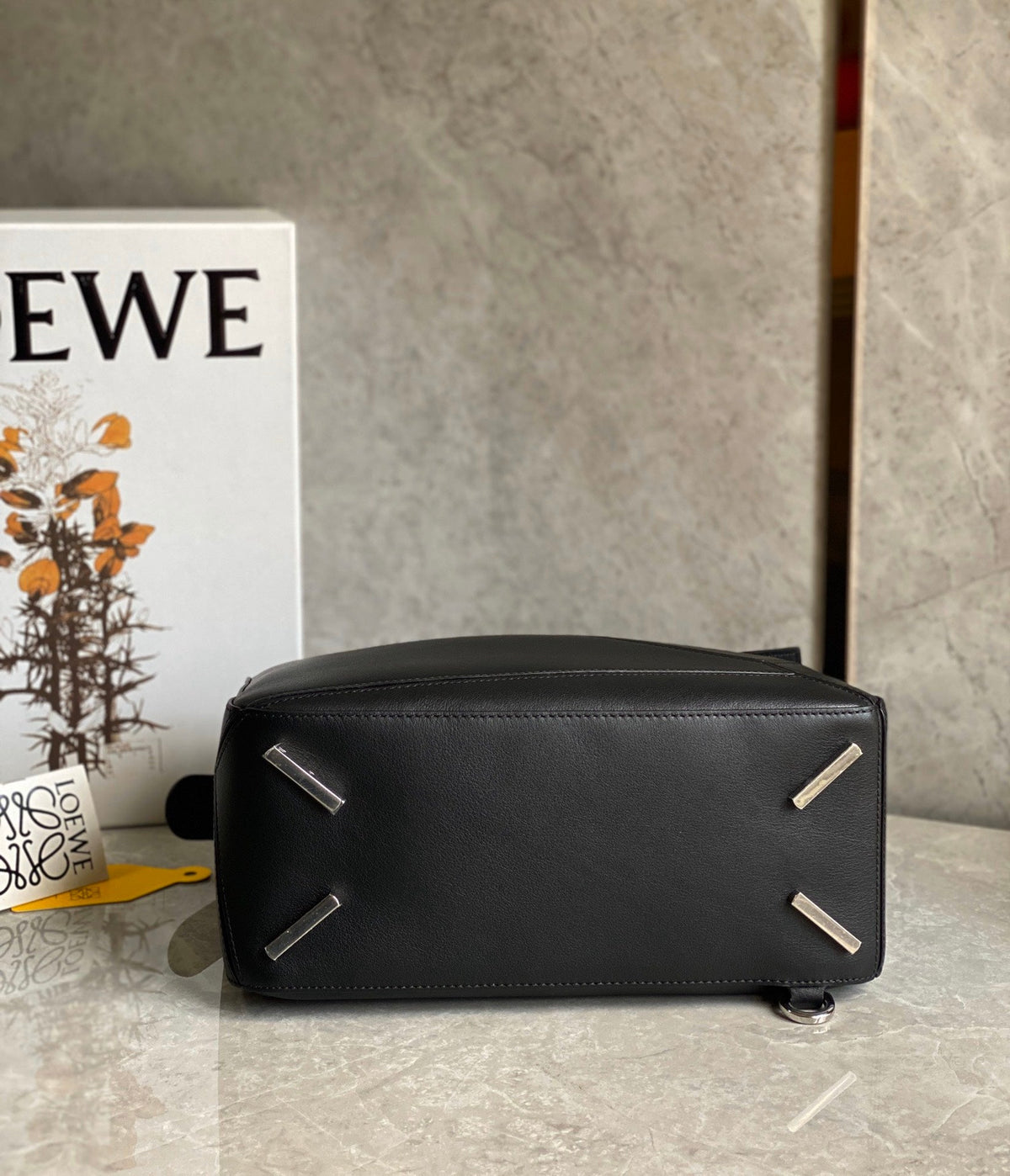 Loewe Medium 30 Puzzle Bag in Black Soft Grained Calfskin