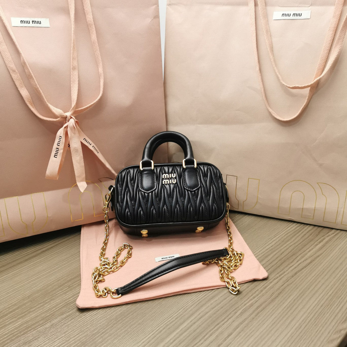 Too Pretty 17 Handbag Black Lambskin