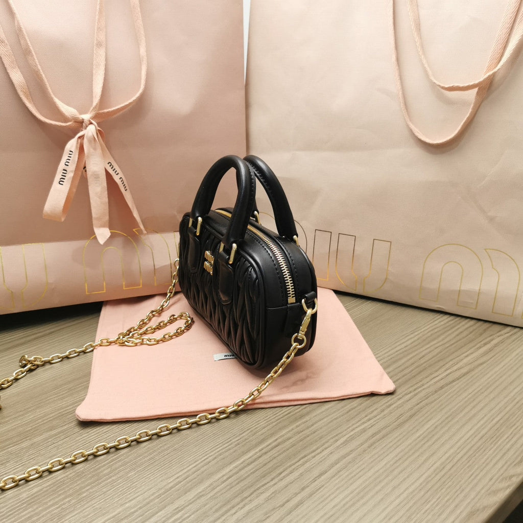 Too Pretty 17 Handbag Black Lambskin