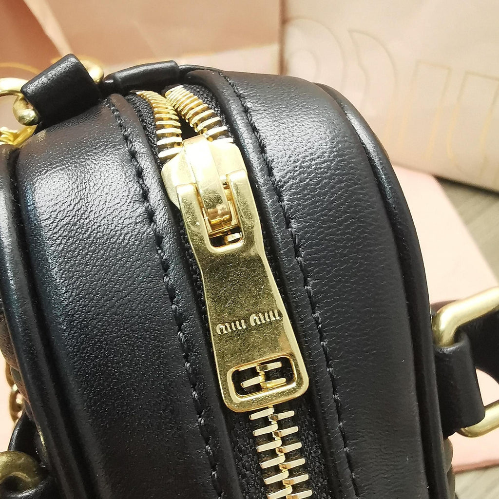Too Pretty 17 Handbag Black Lambskin