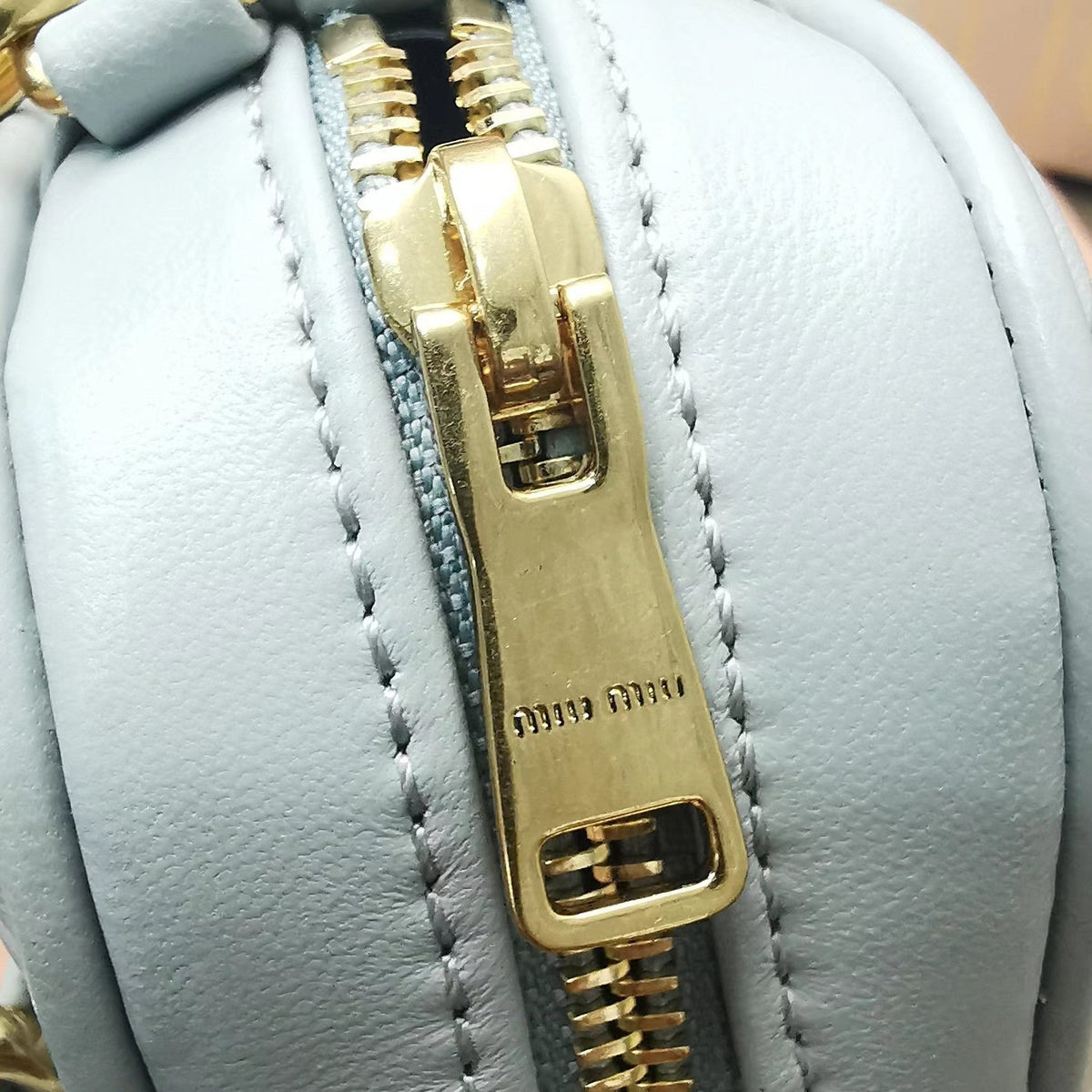 Too Pretty 17 Handbag Light Grey Lambskin