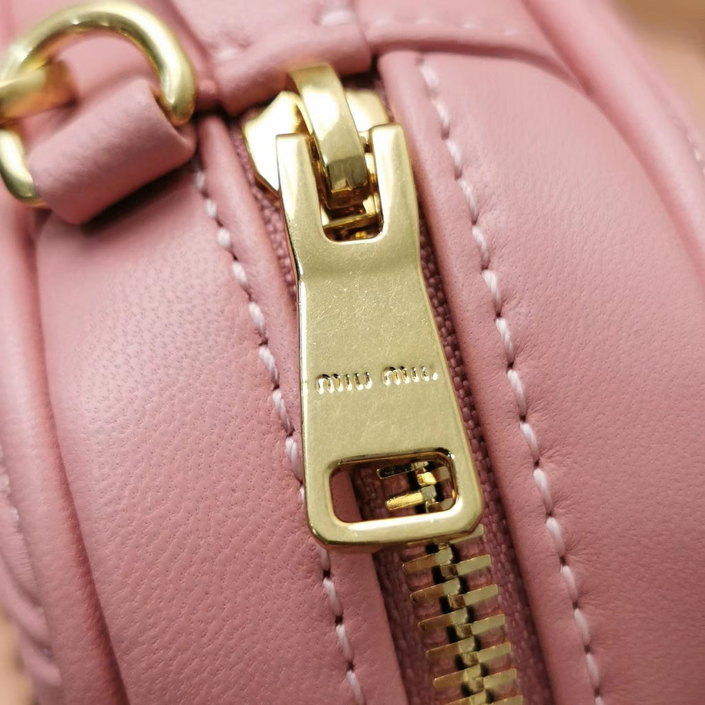 Too Pretty 17 Handbag in Hot Pink Lambskin