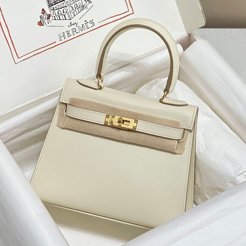Hermes Kelly Mini 20 Bag in White Calfskin with Gold Hardware
