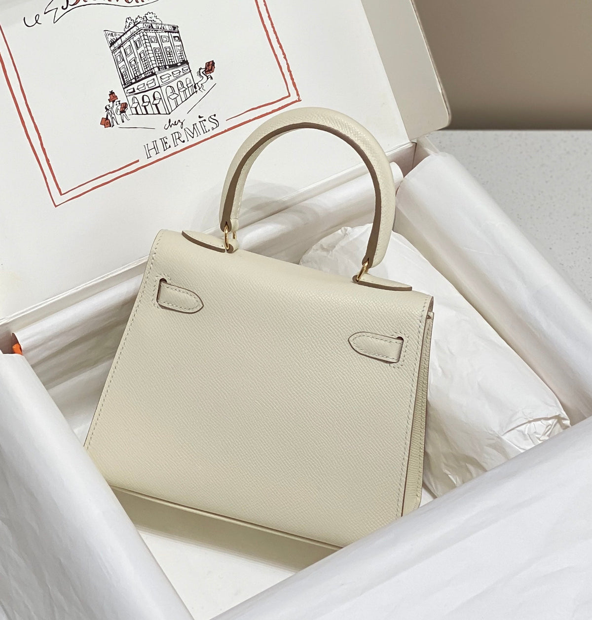 Hermes Kelly Mini 20 Bag in White Calfskin with Gold Hardware