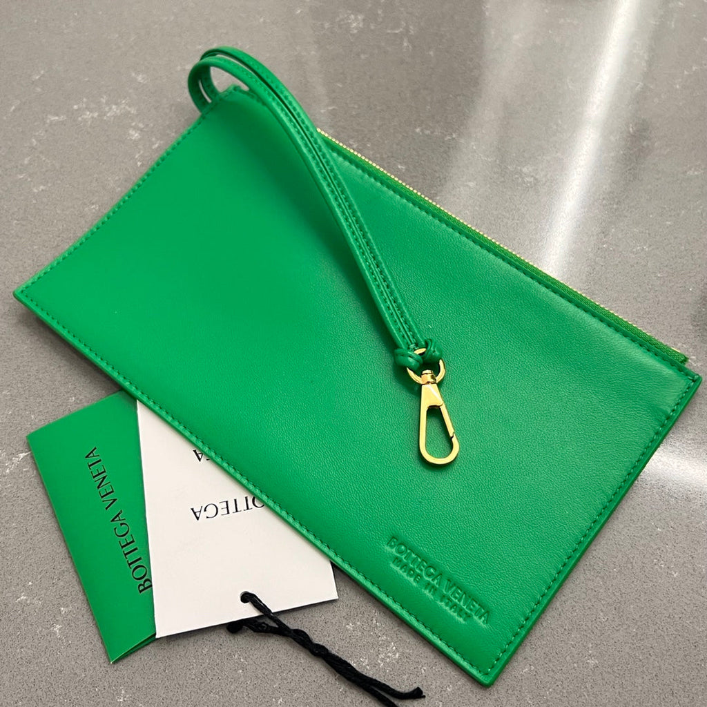 Bottega Veneta Small Cabat 32 in Green Lambskin Bag
