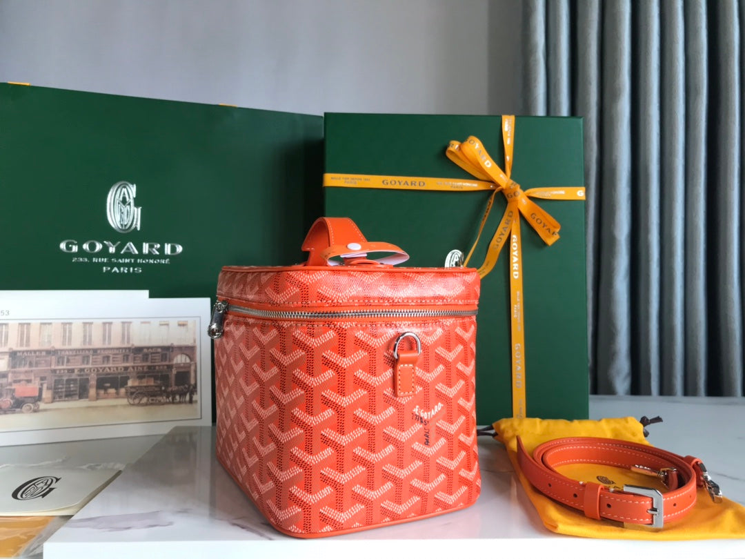 Goyard Muse Vanity Case 20 in Orange Goyardine Canvas