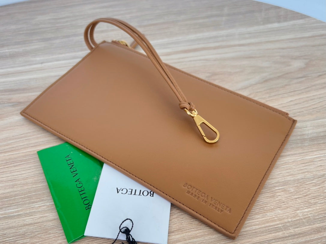 Bottega Veneta Small Cabat 32 in Bronze Brown Lambskin Bag