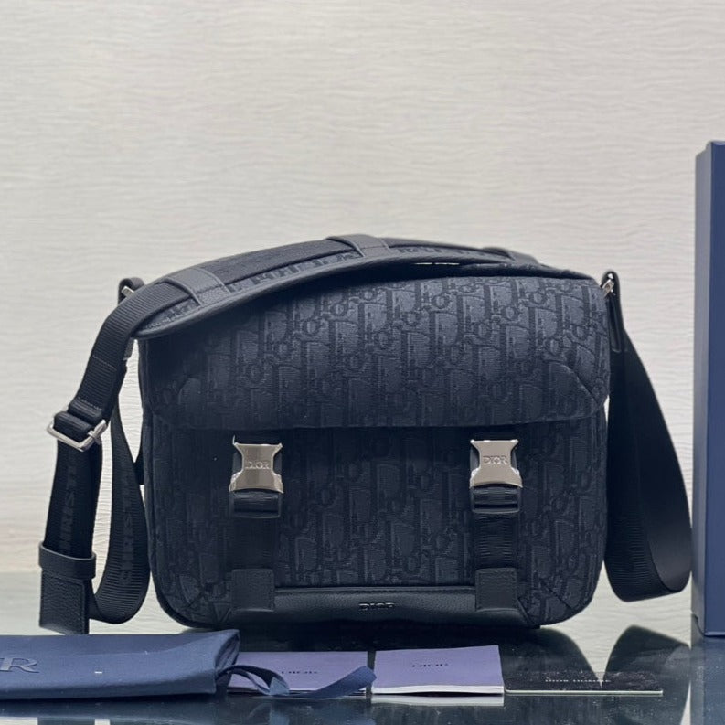 Dior Medium 31 Bag with Strap in Black Oblique Jacquard and Calfskin