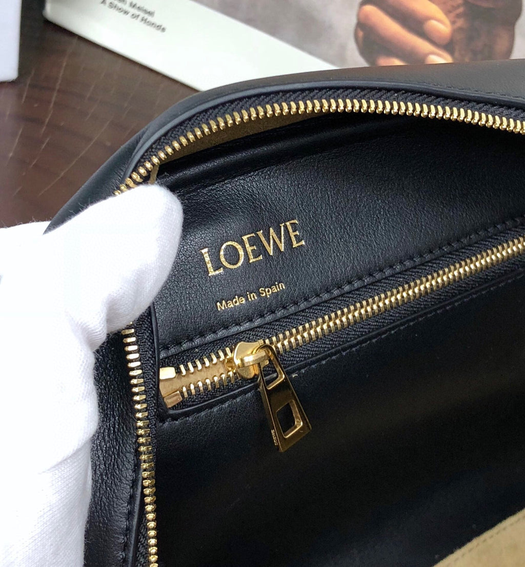 Loewe Amazona 19 Bag in Black Nappa Calfskin
