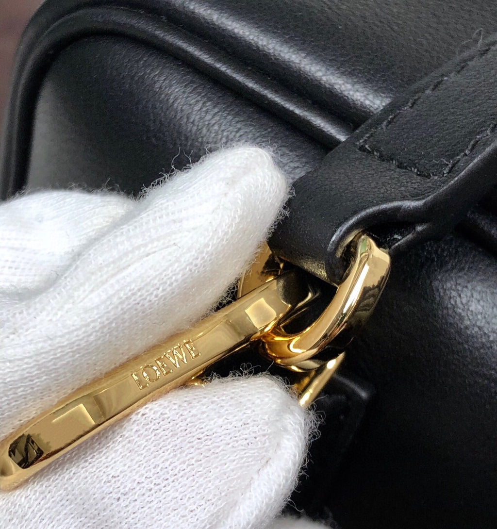 Loewe Amazona 19 Bag in Black Nappa Calfskin