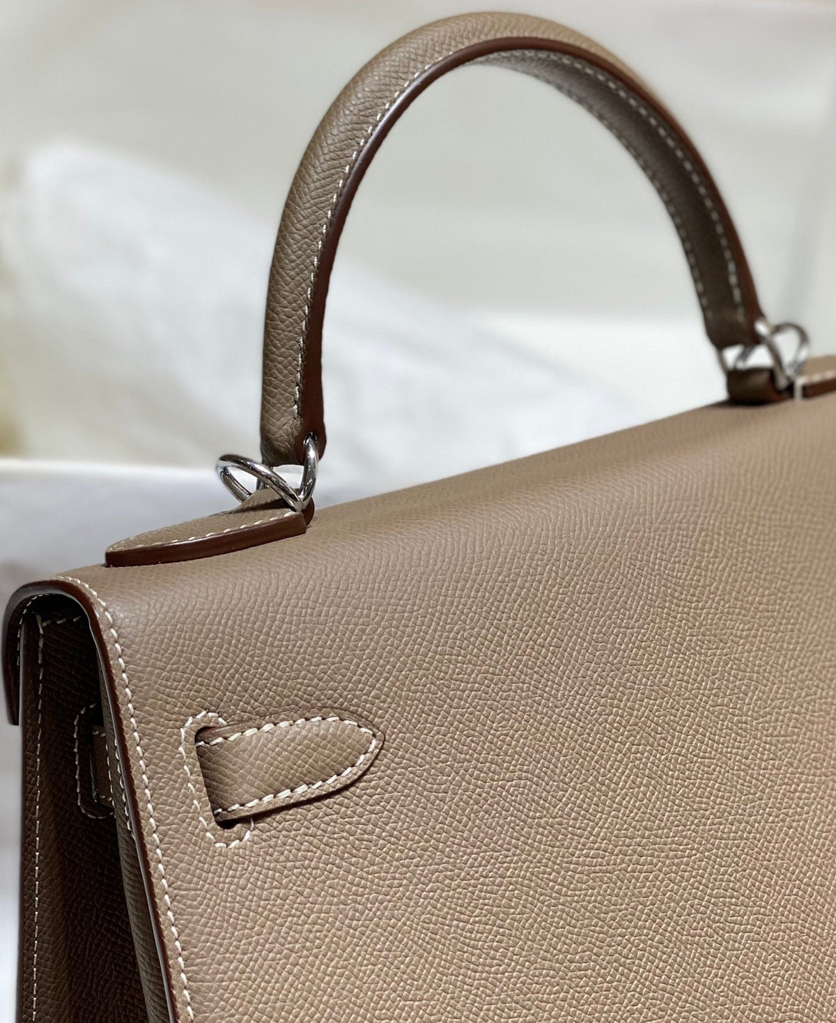 Hermes Kelly 28cm in Etoupe Epsom Calfskin Sliver Hardware Bag