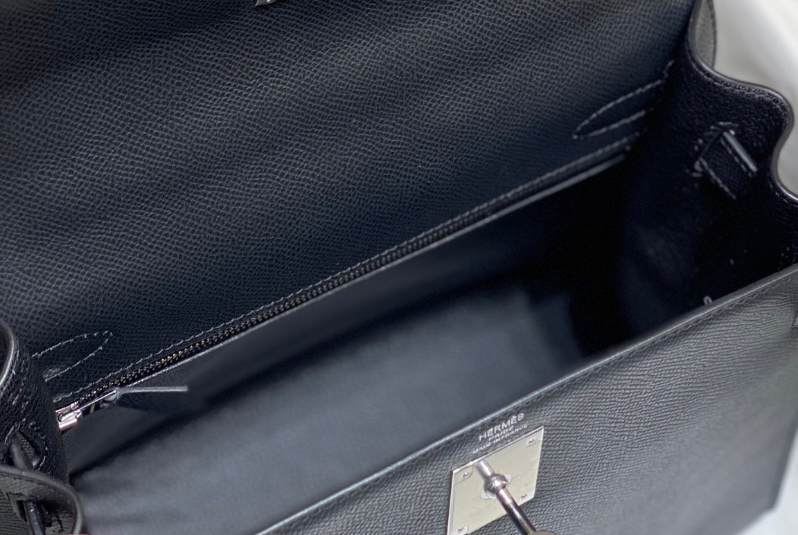 Hermes Kelly 28cm in Noir Epsom Calfskin Silver Hardware Bag