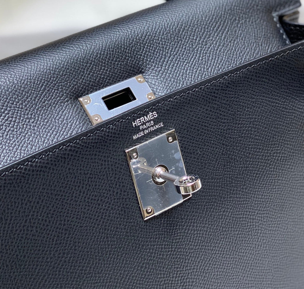 Hermes Kelly 28cm in Noir Epsom Calfskin Silver Hardware Bag