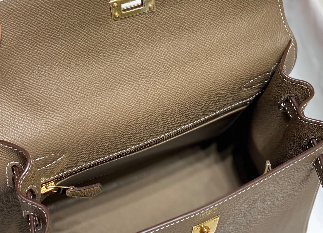 Hermes Kelly 25cm in Etoupe Epsom Calfskin Gold Hardware Bag