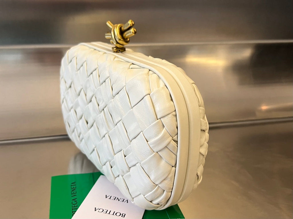 Bottega Veneta Knot 19 in White Lambskin Bag