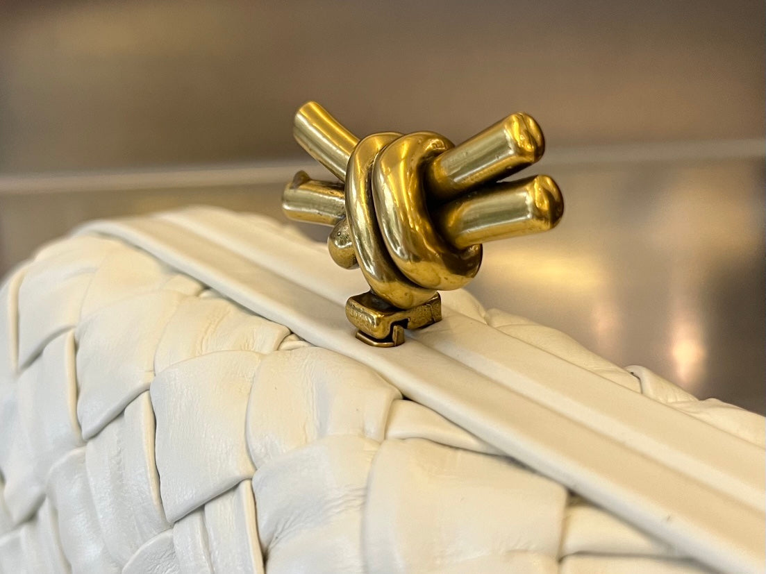 Bottega Veneta Knot 19 in White Lambskin Bag