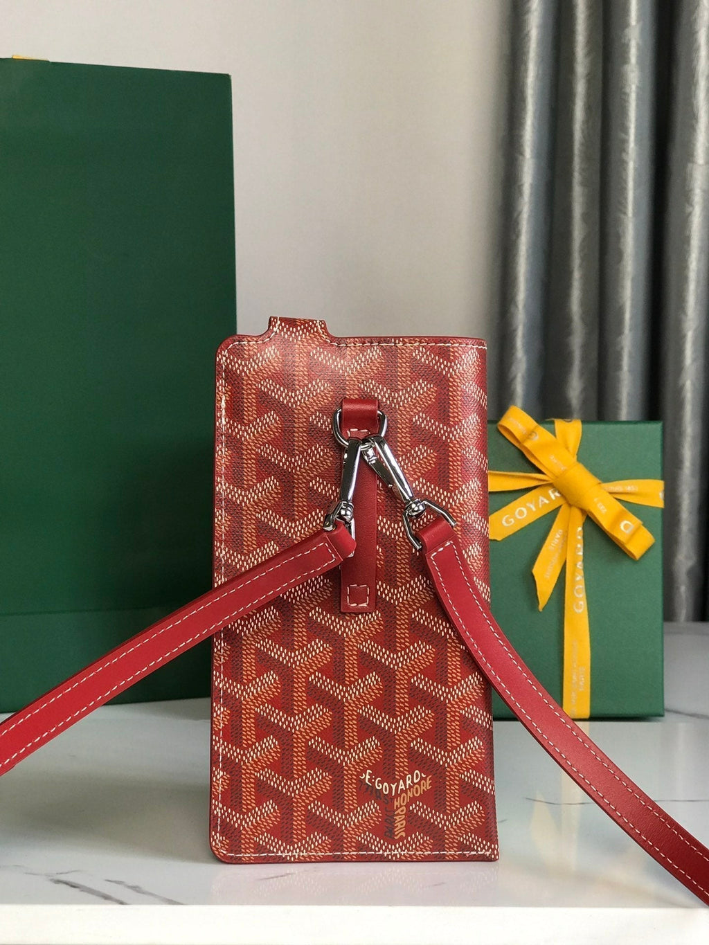 Goyard Montmartre GM Case 18 in Classic Red Goyardine Canvas Bag