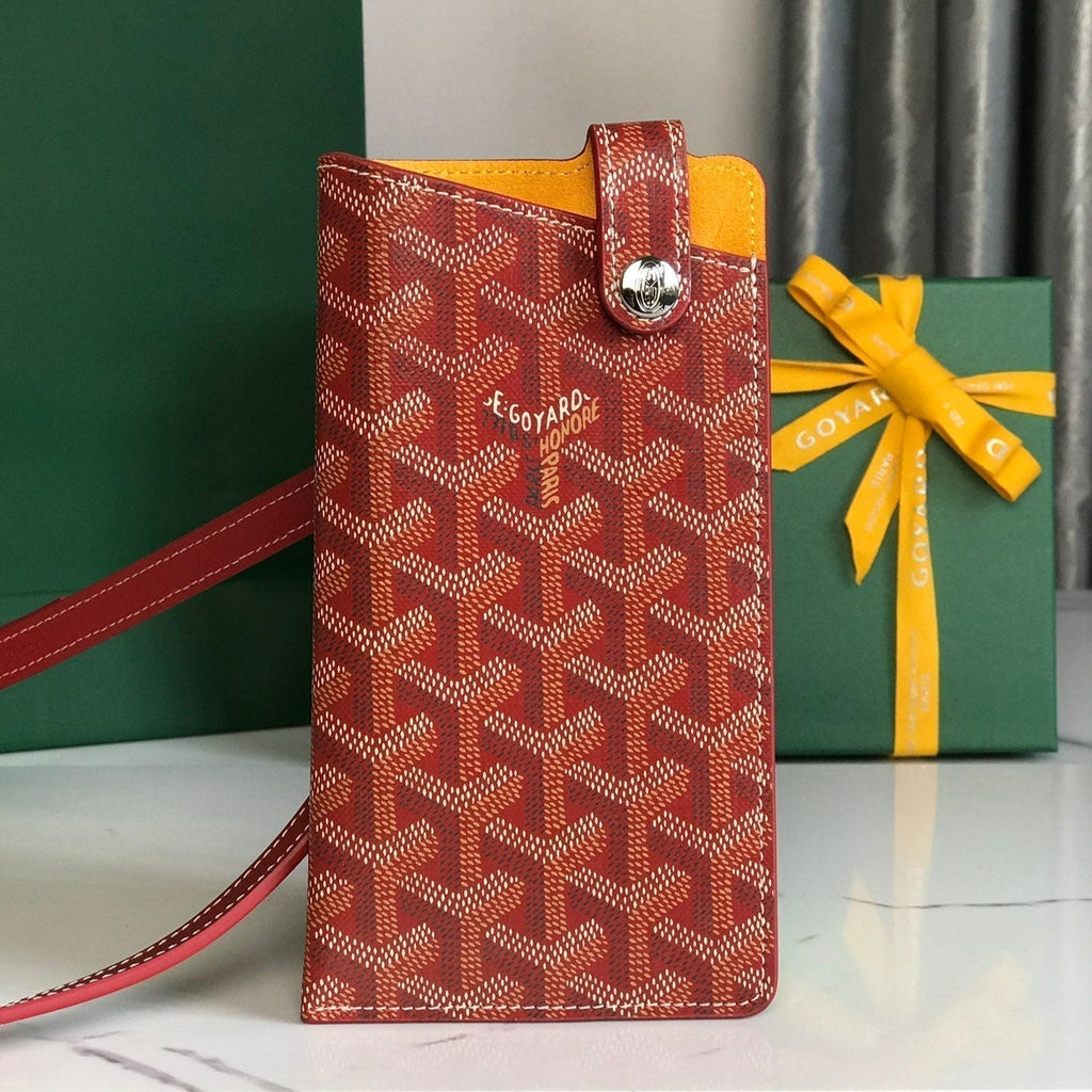 Goyard Montmartre GM Case 18 in Classic Red Goyardine Canvas Bag