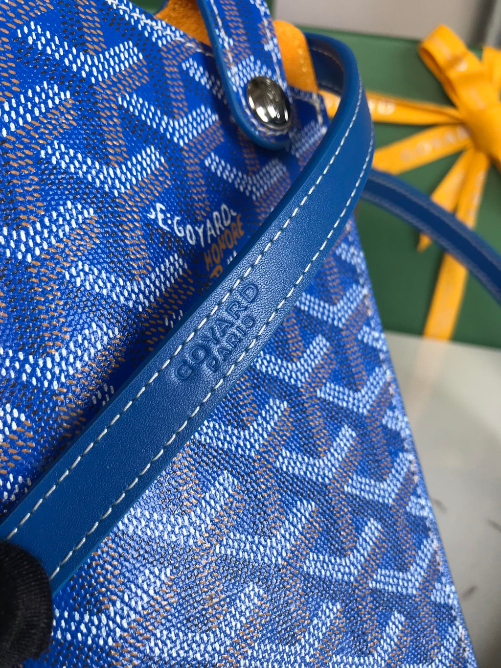 Goyard Montmartre GM Case 18 in Sapphire Blue Goyardine Canvas Bag