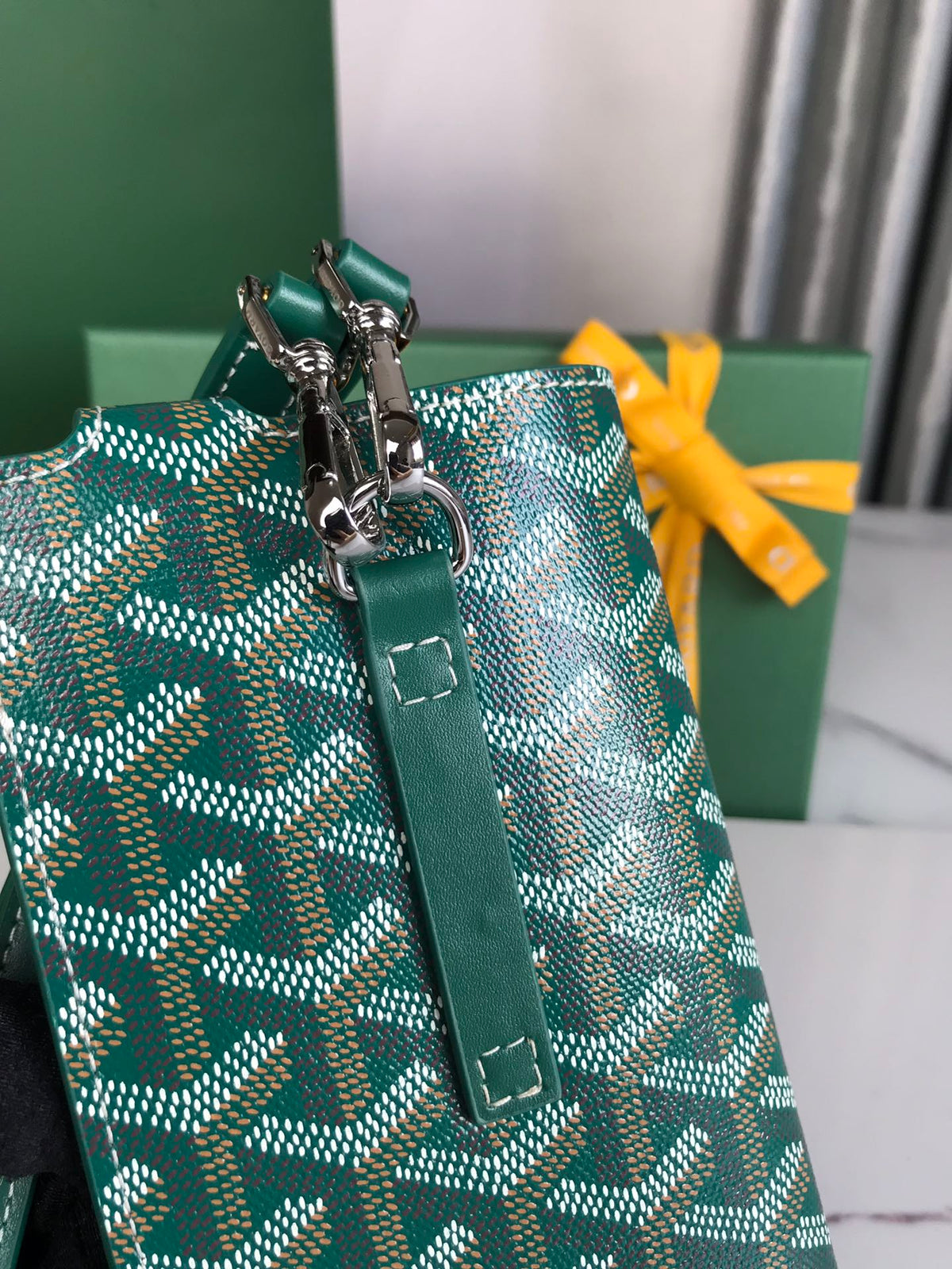 Goyard Montmartre GM Case 18 in Green Goyardine Canvas Bag