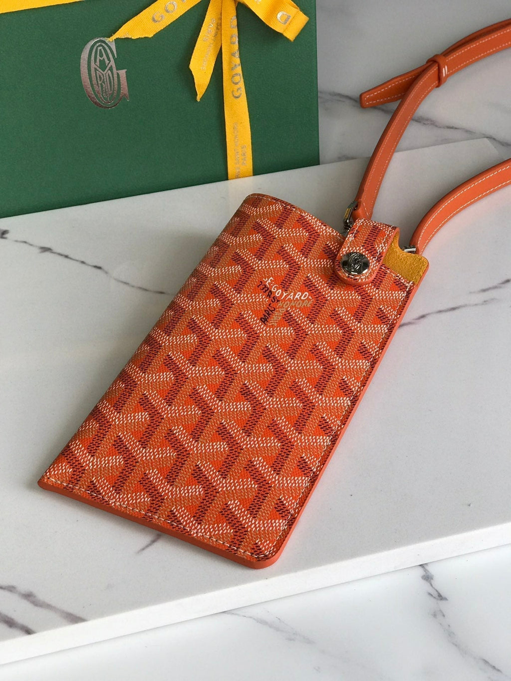Goyard Montmartre GM Case 18 in Orange Goyardine Canvas Bag