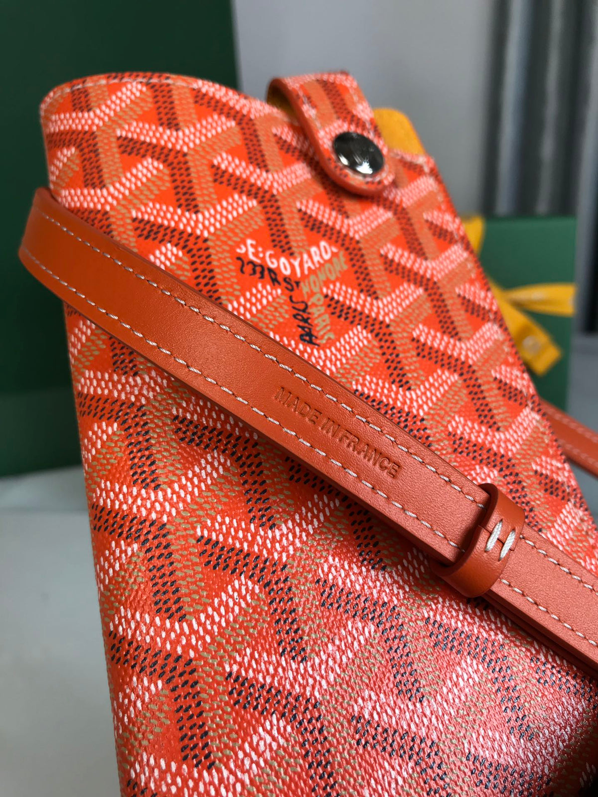 Goyard Montmartre GM Case 18 in Orange Goyardine Canvas Bag