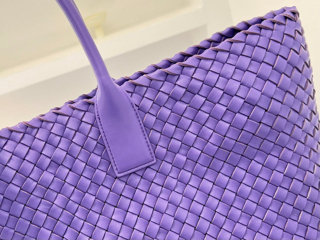 Bottega Veneta Large Cabat 51 in Mauve Purple Lambskin Bag