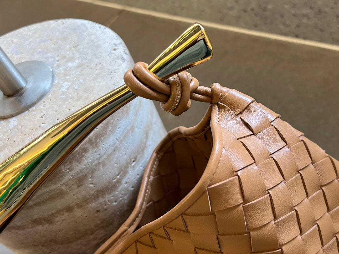 Bottega Veneta Sardine 33 with Chain in Tawny Brown Lambskin Bag