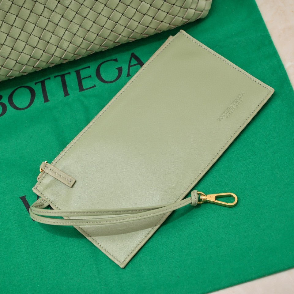 Bottega Veneta Large Cabat 45cm Light Green Lambskin Ghw Bag