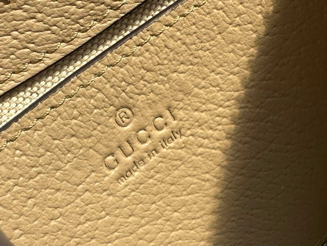 Gucci Ophidia Small 25 Handbag Beige and White Supreme Canvas