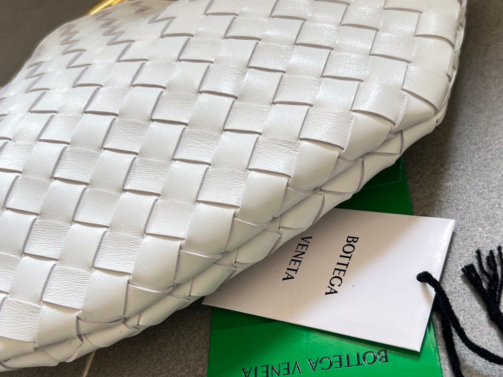 Bottega Veneta Sardine 33 with Chain in White Lambskin Bag