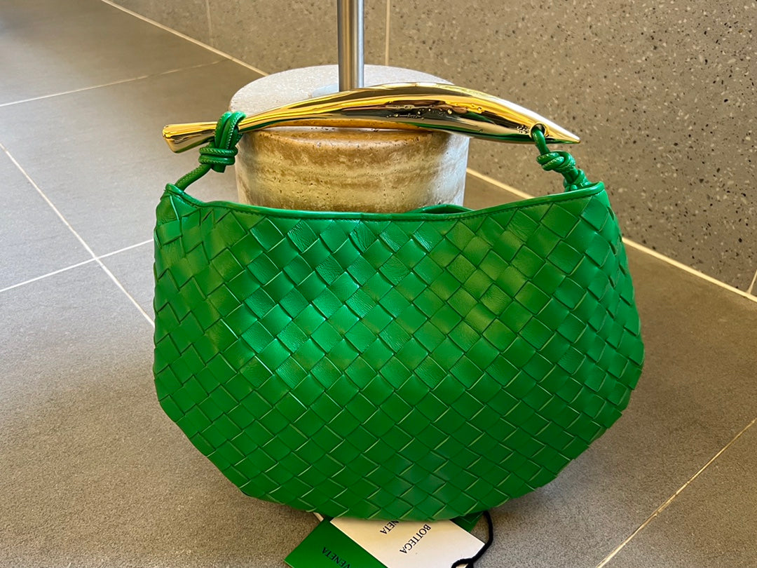 Bottega Veneta Sardine 33 with Chain in Shamrock Green Lambskin Bag