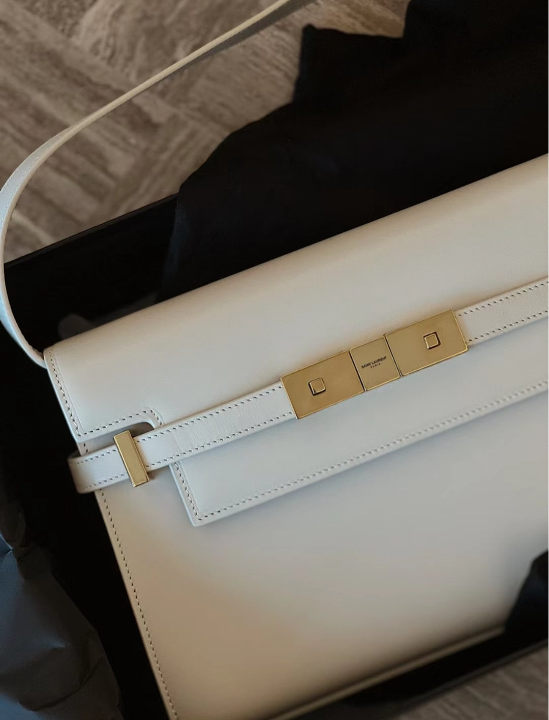 Saint Laurent Manhattan 29 Top-Handle in Smooth White Calfskin Bag