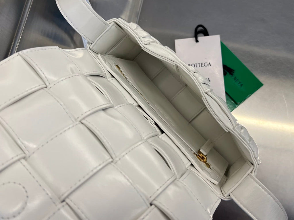 Bottega Veneta Mini Cassette 19 in White Soft Lambskin Bag