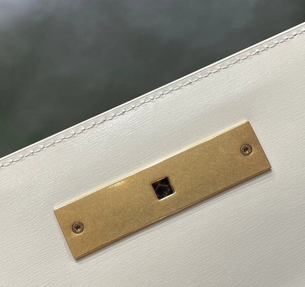 Saint Laurent Manhattan 29 Top-Handle in Smooth White Calfskin Bag