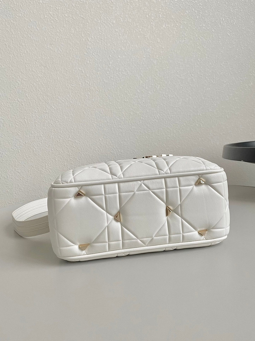 Dior Lady 25 Handbag in White Calfskin