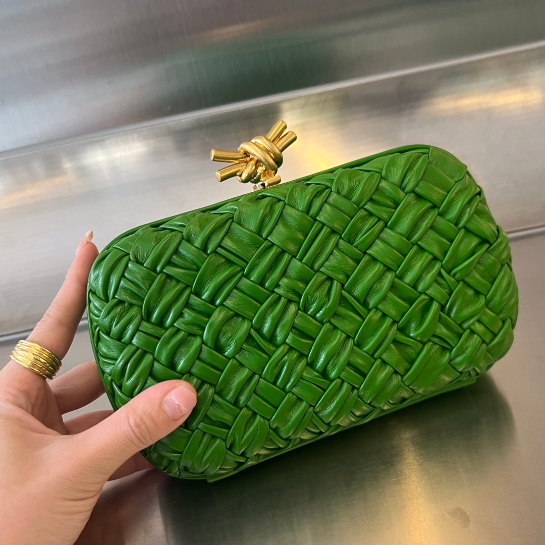 Bottega Veneta Knot 19 in Emerald Green Lambskin Bag