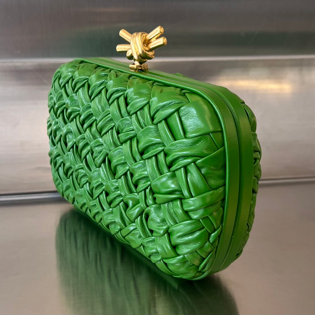 Bottega Veneta Knot 19 in Emerald Green Lambskin Bag