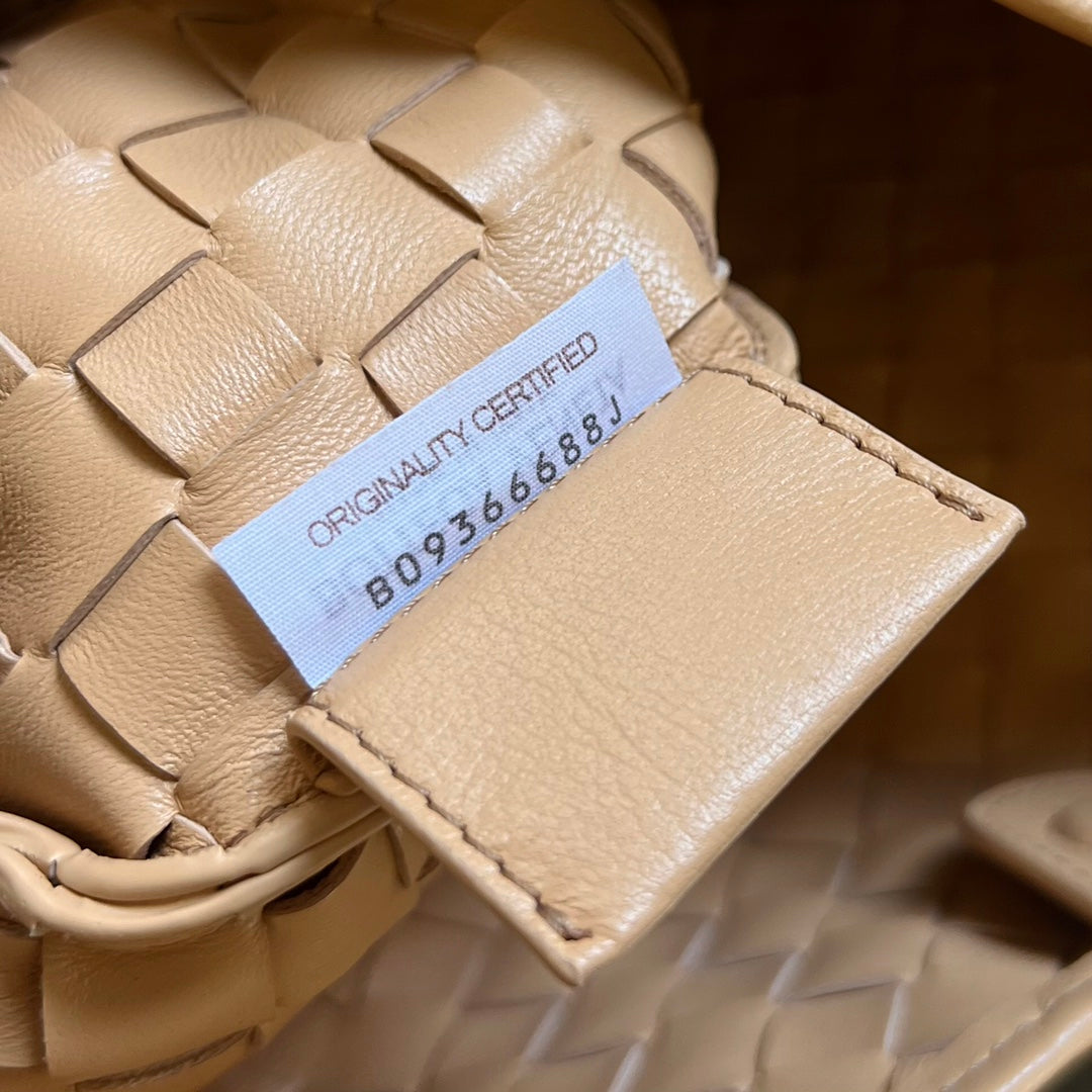 Bottega Veneta Sardine 33 with Chain in Dark Cream Lambskin Bag