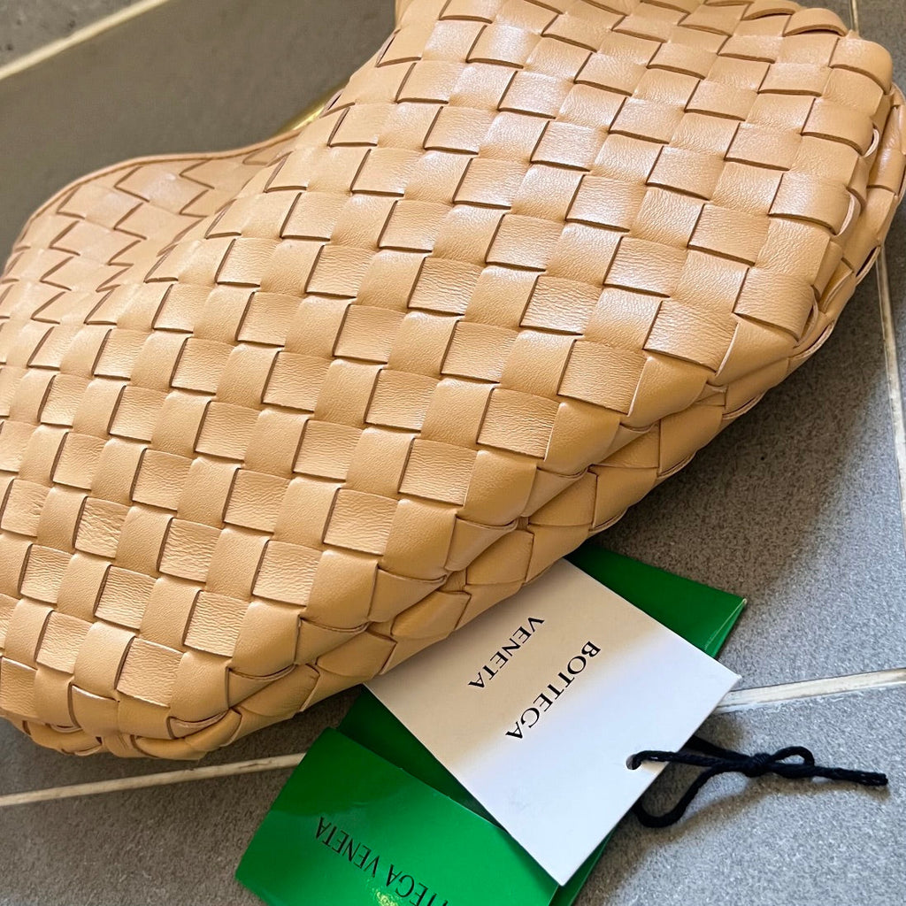Bottega Veneta Sardine 33 with Chain in Dark Cream Lambskin Bag