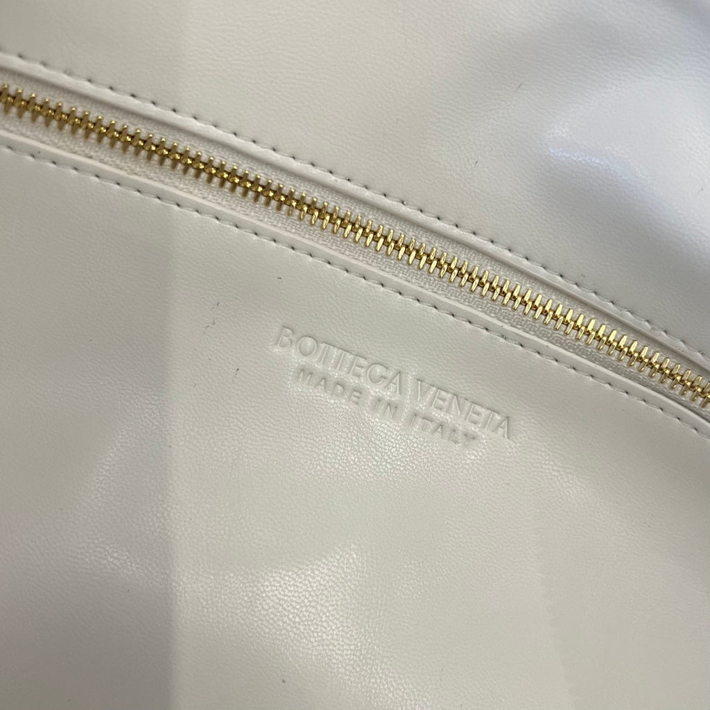 Bottega Veneta Small Jodie 48 White Calfskin Bag