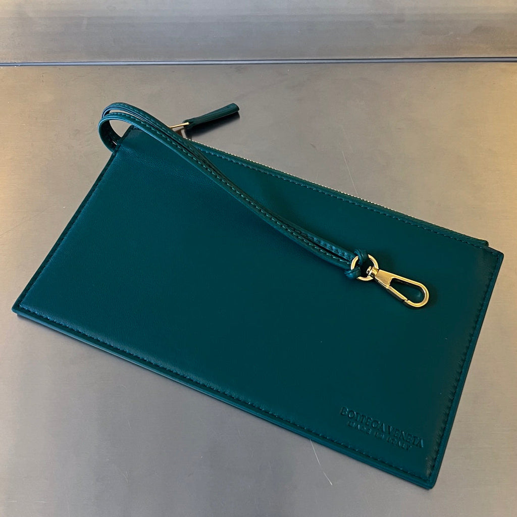 Bottega Veneta Large Cabat 51 in Kaitoke Green Lambskin Bag