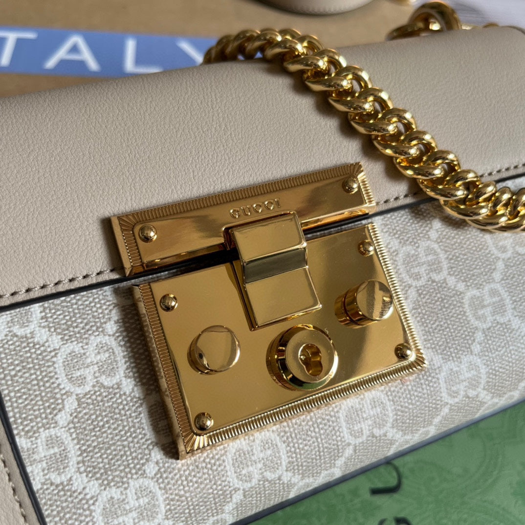Gucci Padlock 22 Small Shoulder Bag in Beige Calfskin and Canvas