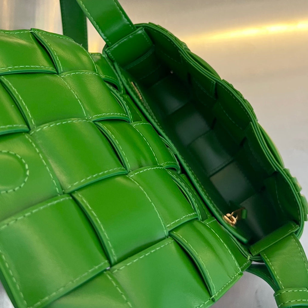 Bottega Veneta Mini Cassette 19 in Shamrock Green Soft Lambskin Bag