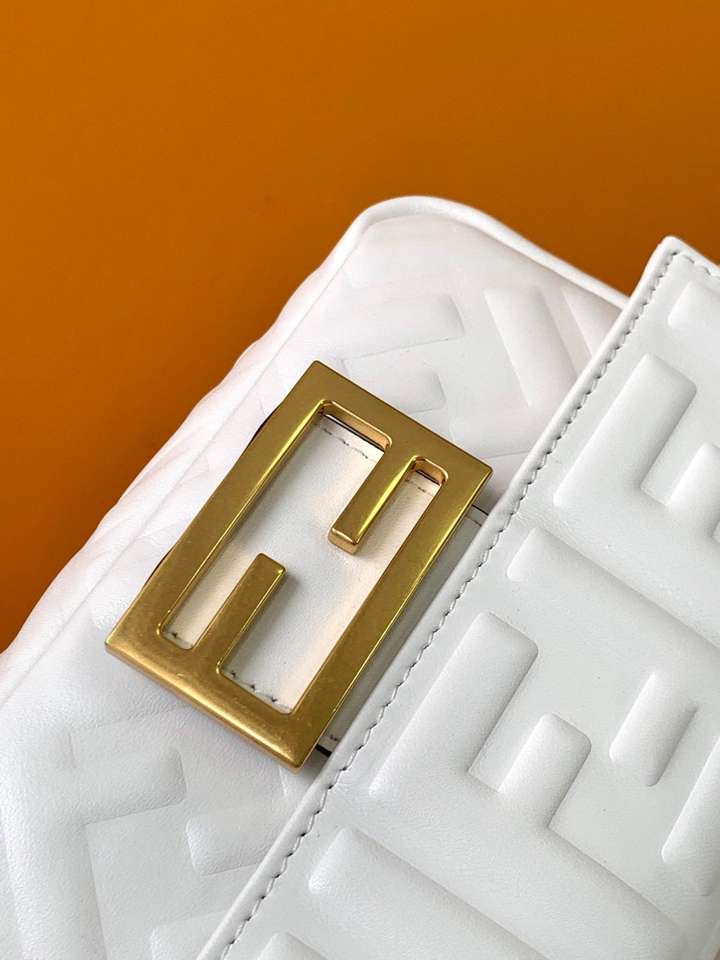 Mini Baguette Bag 20 with Ff Motif White Leather Ghw